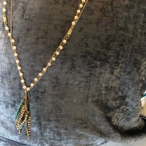 Beautiful pearl and crystal tassel necklace NWT